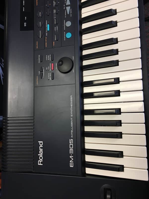 Roland EM-305 Keyboard | Reverb