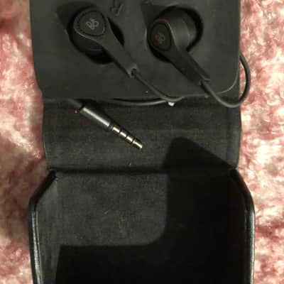 Bang & Olfson B & O play H3 2019 - Matte Black image 3