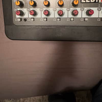 Allen & Heath ZEDi-10FX Compact 10-Input Hybrid Mixer/USB Interface with Effects 2016 - Present - Black image 3