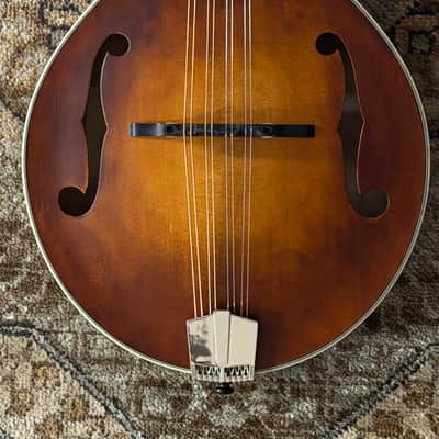 Eastman MD305 Adirondack Wide Neck In Amberburst, W/ Gig Bag & Free Pro Setup image 2