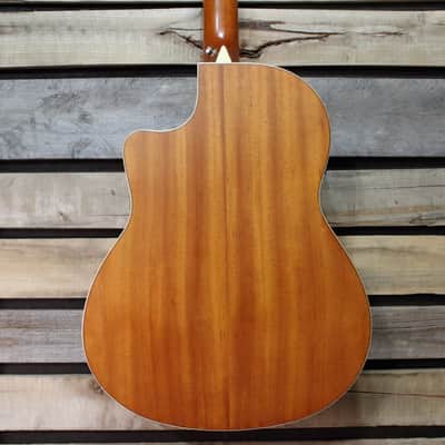 Used (2007) Larrivee LV-03 Acoustic/Electric Guitar with Hardshell Case image 2