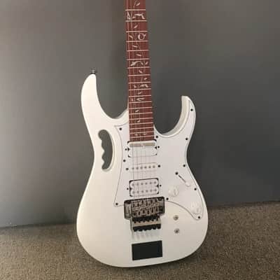 Ibanez JEM-JR-WH SUSTAINIAC Steve Vai Signature White image 2