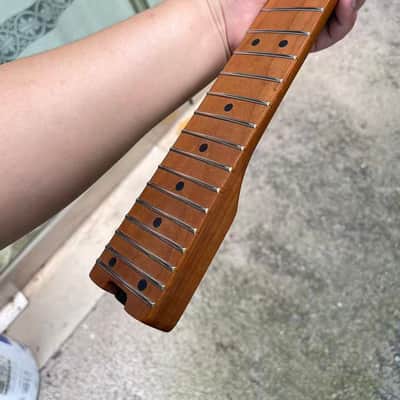 1 Headless 24frets roasted maple electric guitar neck c contour 25.5 spoke truss rod with lock image 6