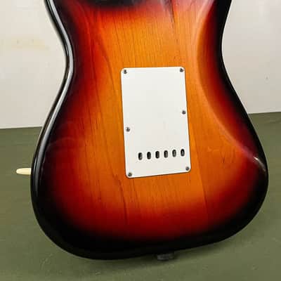Fender Stratocaster Sunburst Refinnish 1963 image 5