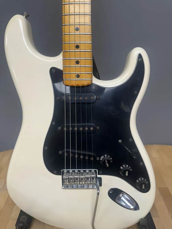 Fender Stratocaster 1976 Olympic White image 1
