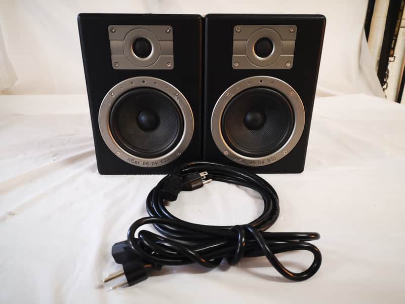 ESI nEar 05 eXperience 5" Studio Reference Monitors - Sold As A Pair In Great Condition - image 1