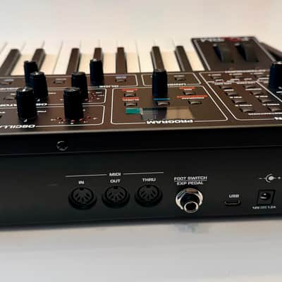 Immagine Sequential Fourm 37-Key 4-Voice Polyphonic Synthesizer\ - 10