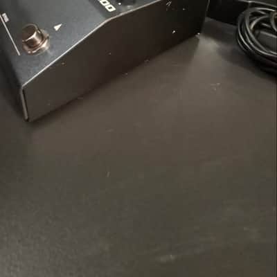 Boss IR-200 Amp and IR Cabinet 2021 - Present - Silver image 3