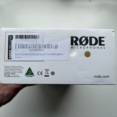 RODE Procaster microphone and PSA1+ broadcast arm, like new image 8