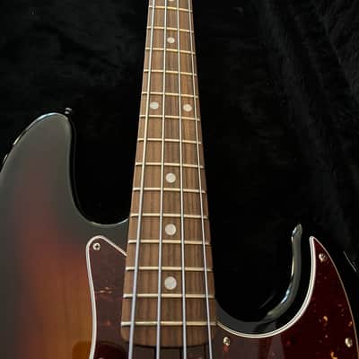 G&L JB 2021 - 3 tone Sunburst image 5