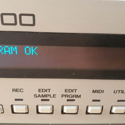 Akai S900 MIDI Sampler – Serviced / OLED / Gotek USB / Recapped / Toroid image 4