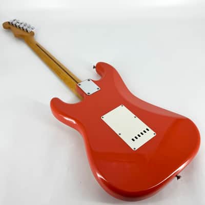 1991 Fender Squier Hank Marvin Japan Stratocaster – Fiesta Red image 3
