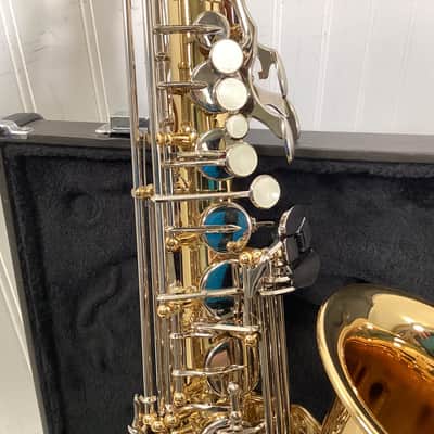 Yamaha YAS-26 Standard Alto Saxophone image 3