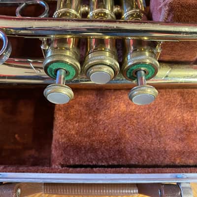 Olds Ambassador Cornet - Brass image 3