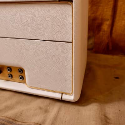 Marshall Super Bass 100W 1970/71 - White Tolex image 6