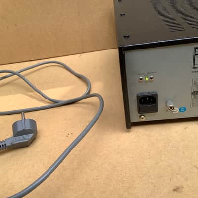 Monacor  PA 1202 power amp mixer rack 19”  powered mixer image 11