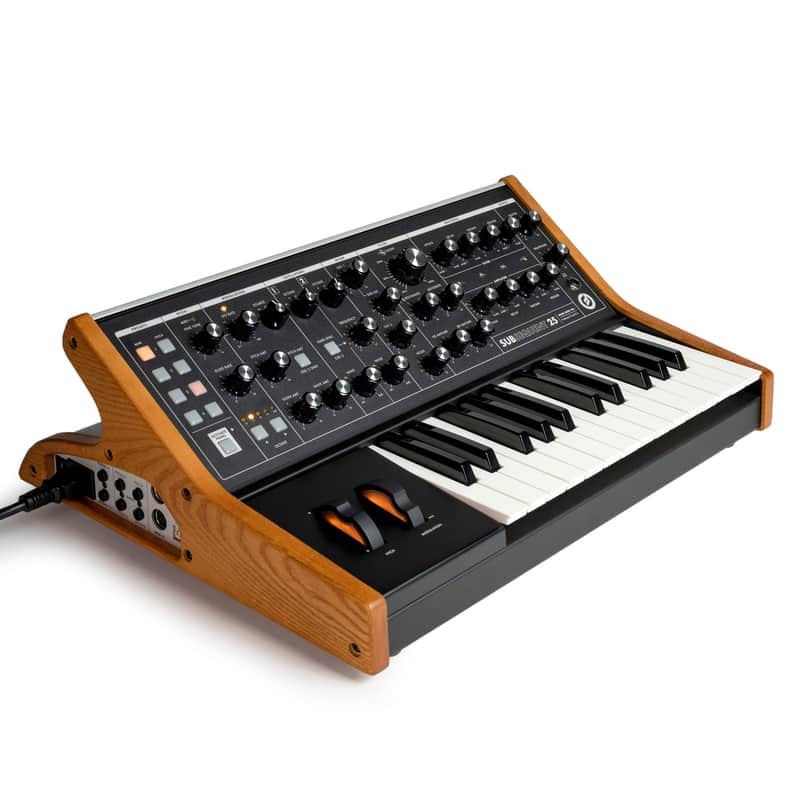 Moog Subsequent 25 Analog Synth | Reverb