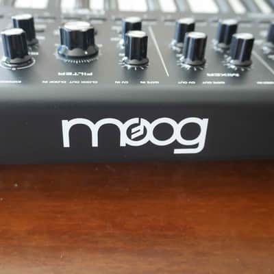 Moog Messenger 32-Key Monophonic Synthesizer 2025 - Present - Black image 4