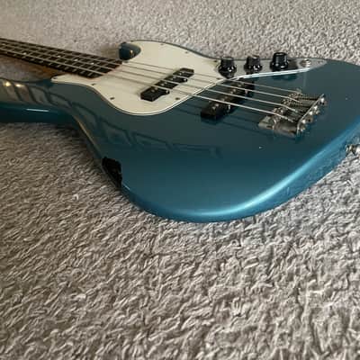 Fender Standard Jazz Bass 2000 MIM Rare Ocean Turquoise 4-String Bass Guitar image 4