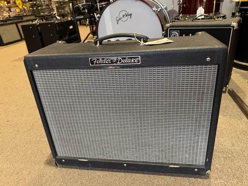 Fender Hot Rod Deluxe 3-Channel 40-Watt 112 1x12" Tube Guitar Combo Amplifier - Local Pickup Only image 1