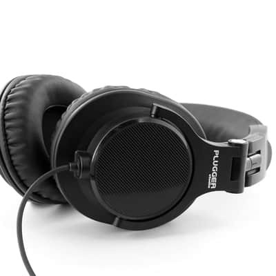 Closed dynamic headphones image 2