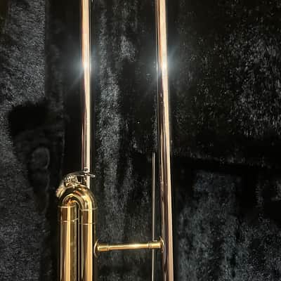 Yamaha YSL-354V Valve Trombone with mouthpiece - Excellent Condition image 9