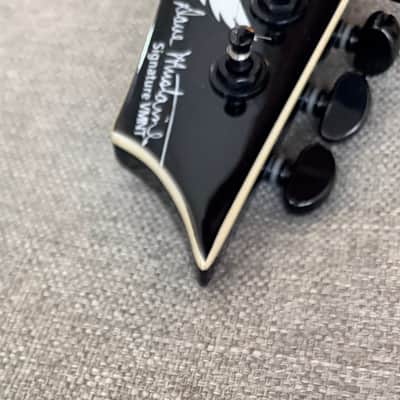 Dean STRADI VMNT-CBK Dave Mustaine Signature V with Case 2010s - Classic Black image 20