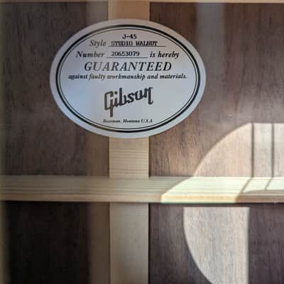 Gibson J45 Studio Walnut 2022 - Gloss image 4