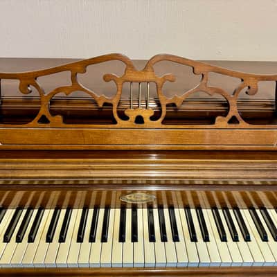 Wurlitzer F-087 Spinet Acoustic Piano inc Bench 1980s image 8