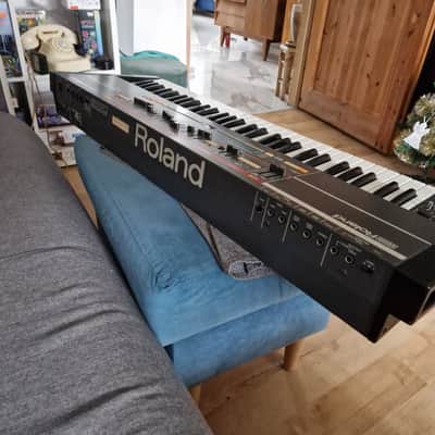 Roland Juno-106 61-Key Programmable Polyphonic Synthesizer 1984 - 1985 - Black image 7