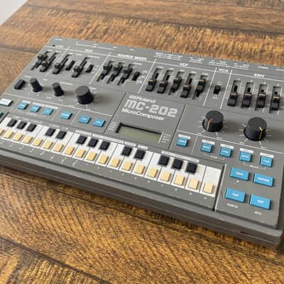 Roland MC-202 MicroComposer 1983 - 1985 - Gray image 1