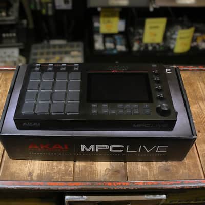 Akai MPC Live Standalone Sampler / Sequencer 2017 - 2020 - Black image 5