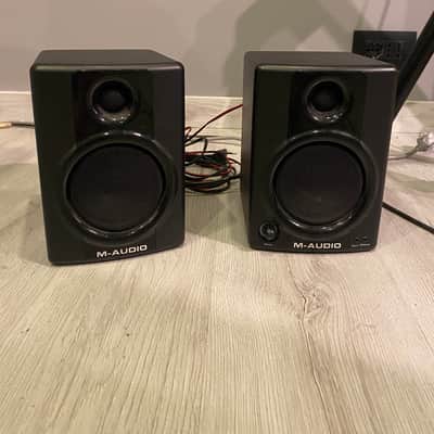 M-Audio AV40 - BLACK image 1