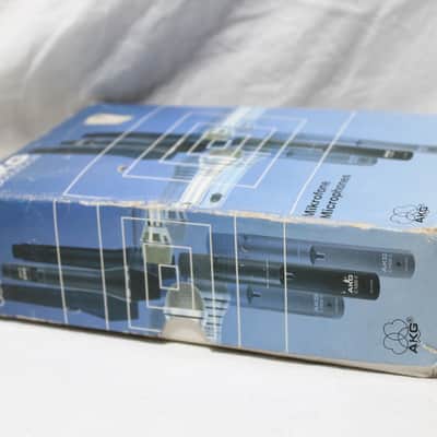 AKG D 90 S D90S dynamic microphone XLR with cable and original box image 8
