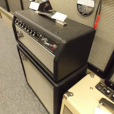 Fender Super Champ X2 Head and Cab W/ footswitch Black image 2