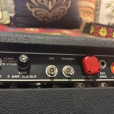 PRICE DROPFender 1972 Deluxe Reverb Amp 1972 - Silverface image 5