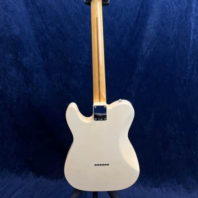 Fender Chris Shiflett Telecaster Deluxe in Arctic White Pre-owned with Case image 16