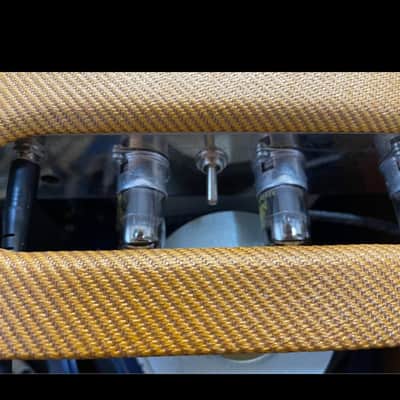 Lazy J 40 Twin 2019 image 5