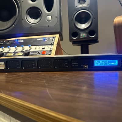 BSS Soundweb London BLU-32 16-Channel I/O Expander w/ I/O Cards + TRS Breakout Cables image 4