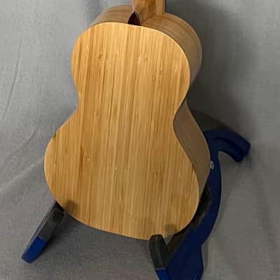 Pono ‘Ohe Concert Deluxe Ukulele 2011 - Gloss image 6