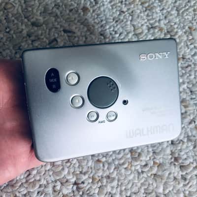 Immagine SONY WM-EX707 Walkman Cassette Player, Excellent Silver ! Working ! - 2