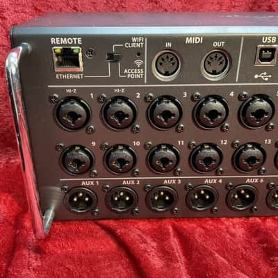 Behringer X AIR XR18 18 Channel 12-Bus Digital Mixer image 3