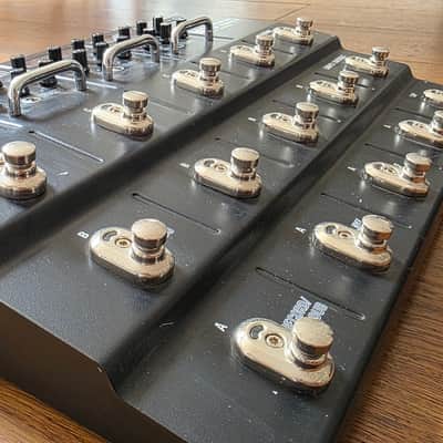 Line 6 M13 Stompbox Modeler 2010s - Black image 3