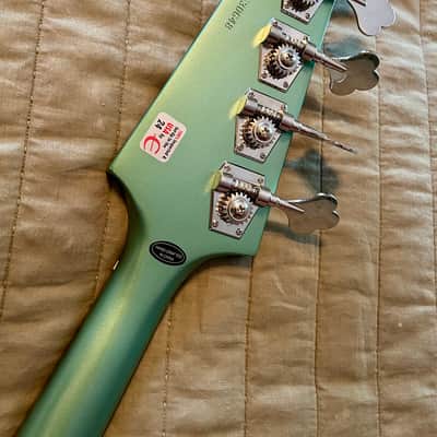 Epiphone Thunderbird '64 2024 - Present - Inverness Green image 6