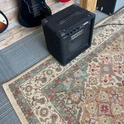 Fender Rumble 15 15-Watt 1x8" Bass Combo 2000s - Black image 3