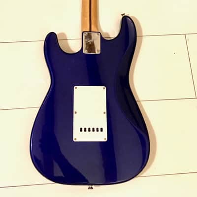 Squier Affinity Stratocaster Indonesia 2005 Metallic blue image 3