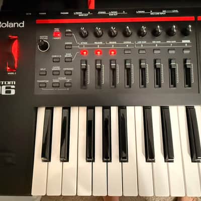 Roland FANTOM-06 61-Key Workstation Keyboard With Roland Bag image 2