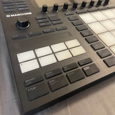 Native Instruments Maschine MKIII 2010s - Black image 8