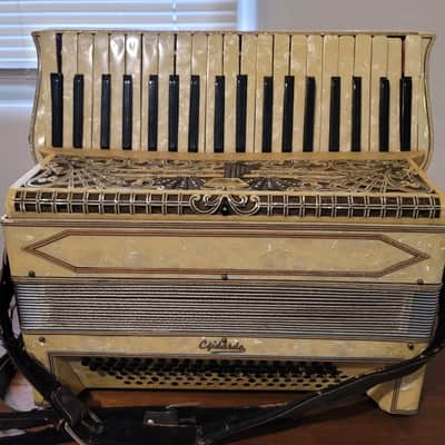 Vintage C. Firardo Italian Piano Accordion w/ Original Case Art Deco Pearloid Project image 15