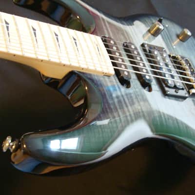 ギター KRAMER STRIKER211 Trans Black Kramer Striker 211 Custom - Trans Black | Sweetwater